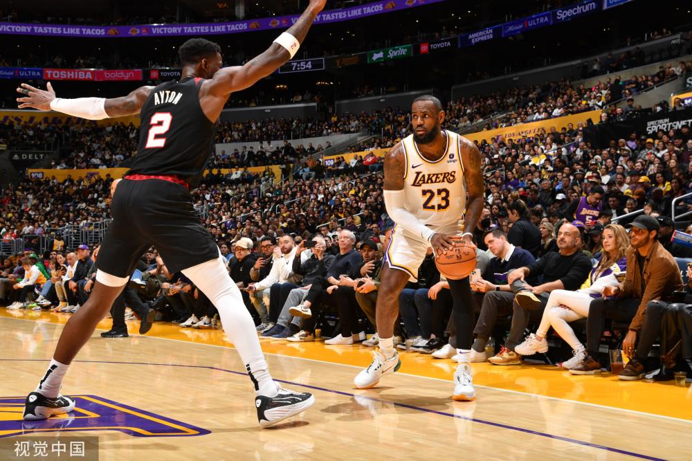 本场比赛为 本场比赛为